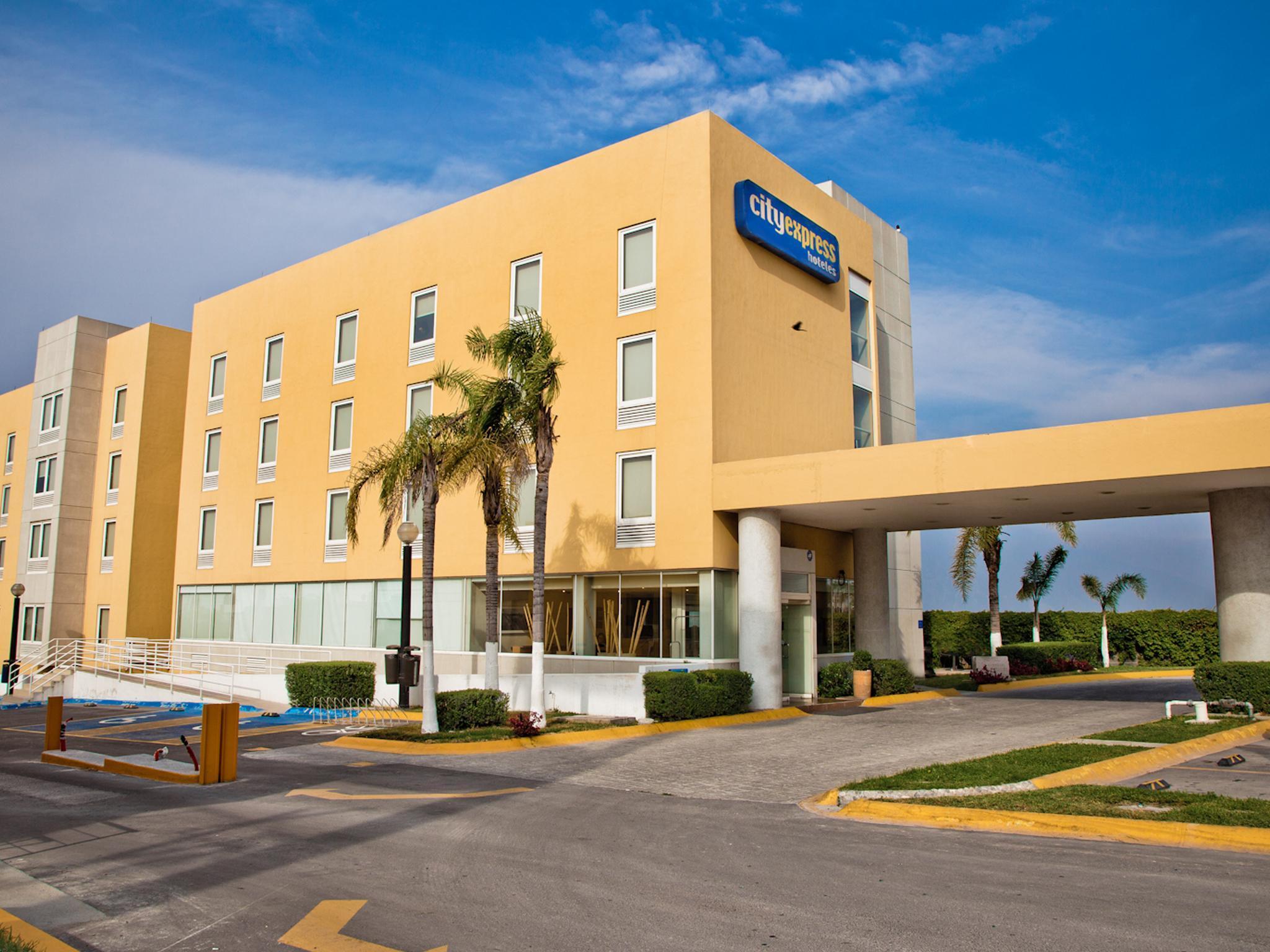 City Express By Marriott Monterrey Santa Catarina Hotel Exterior photo